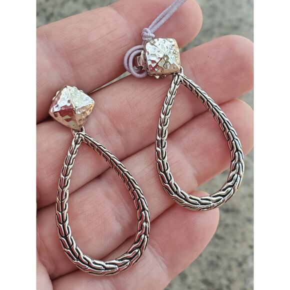 NEW John Hardy Classic Chain Hammered Sterling Silver Pear Drop Earrings $450 - Picture 1 of 9